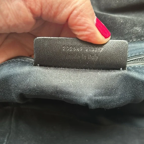 Authentic Yves Saint Laurent Patent Leather Shoulder Bag - Picture 13 of 13